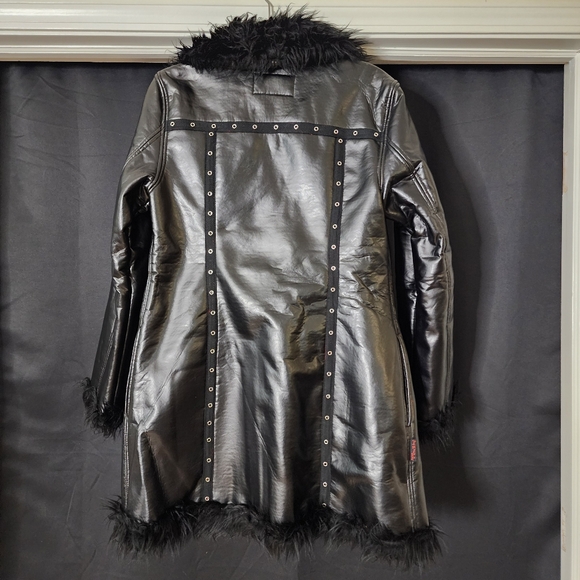 SOLD TRIPP NYC XL Vegan Leather Penny Lane Faux Fur Coat Red & Black w Grommets - Picture 4 of 13